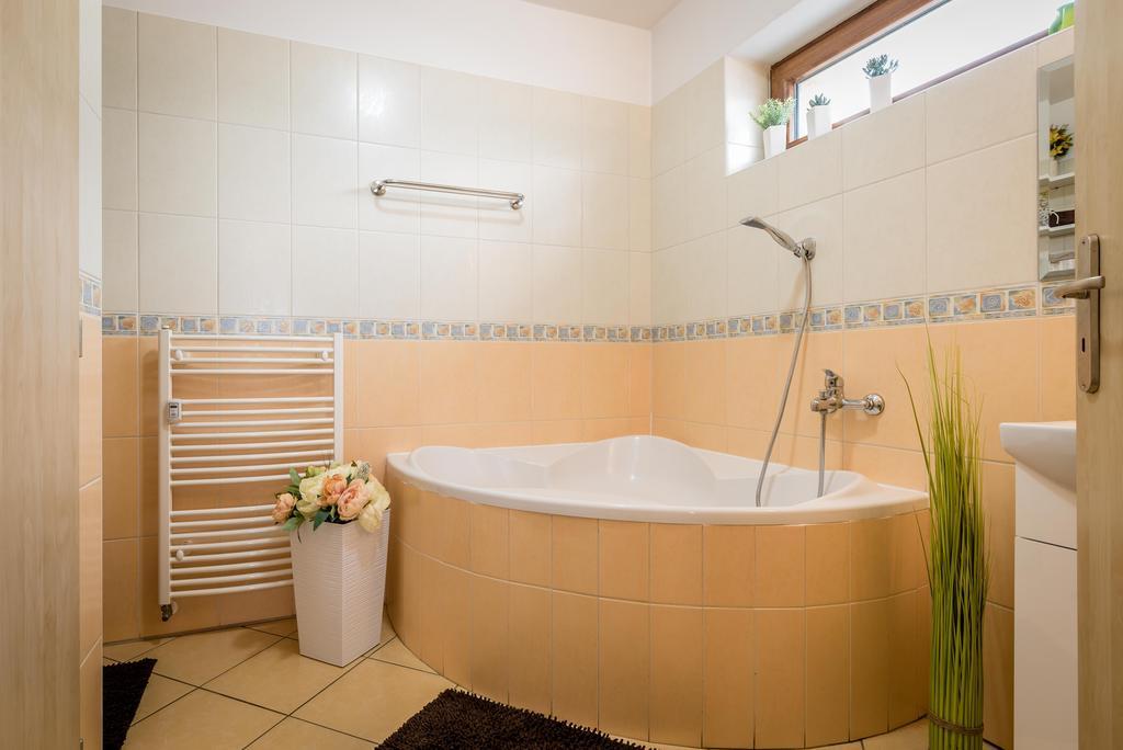 Apartman Elegance Липтовски-Микулаш Экстерьер фото